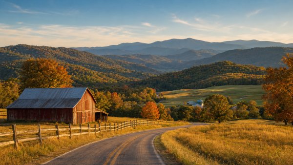Rolling green hills and farm country in Wisconsin's Driftless Area — scenic drives and small-town charm on a budget.